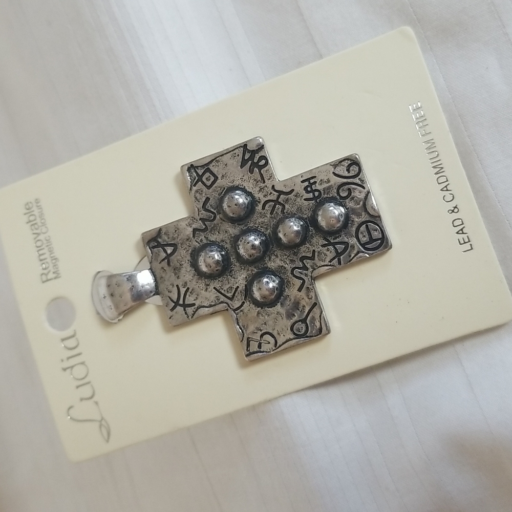 New Silver Cross Pendant